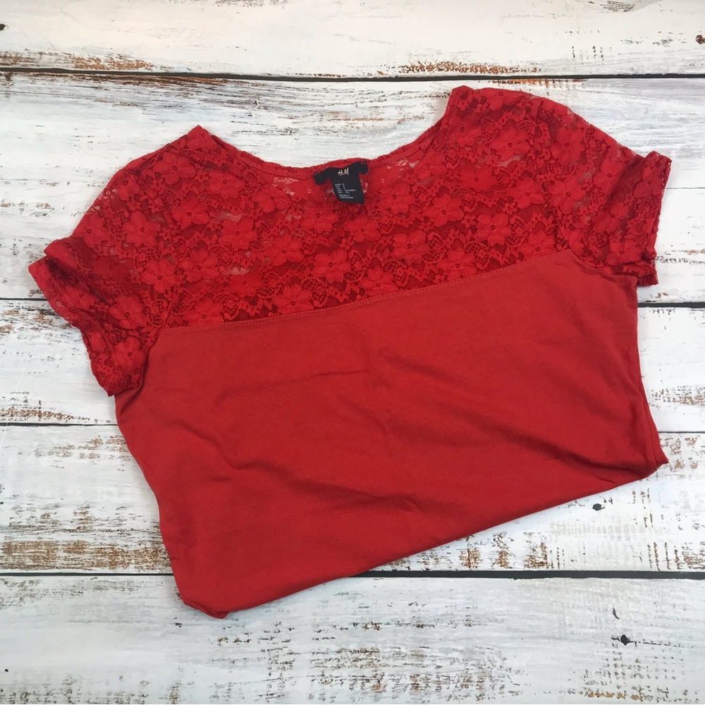 H&M Lace Top T-Shirt in Red